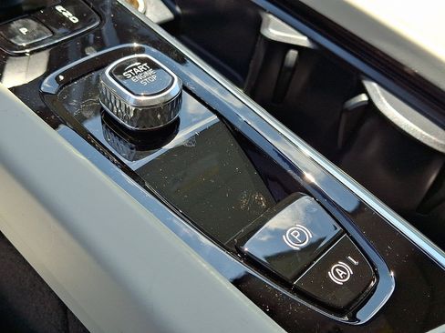 New 2025 Volvo XC60 T8 Plus w/ Protection Package Premier image 16