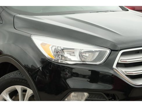 Used 2018 Ford Escape SE w/ SE Sync 3 Package AWD/4WD image 6