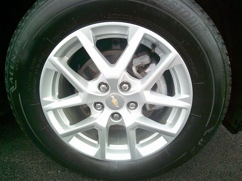 Certified 2023 Chevrolet Equinox LT image 24