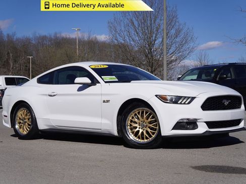 Used 2017 Ford Mustang EcoBoost image 1