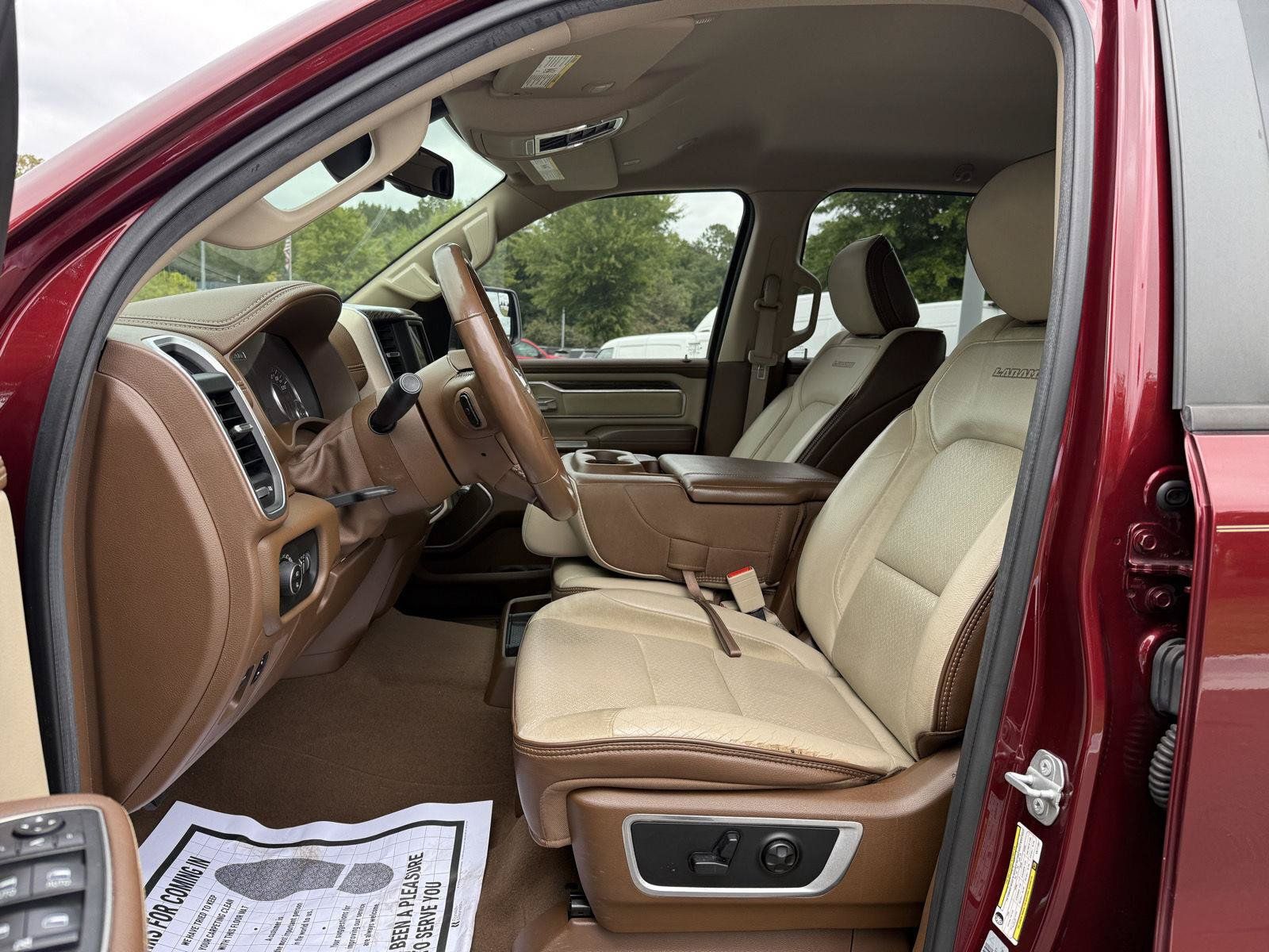 Used 2019 RAM 1500 Laramie RWD image 12
