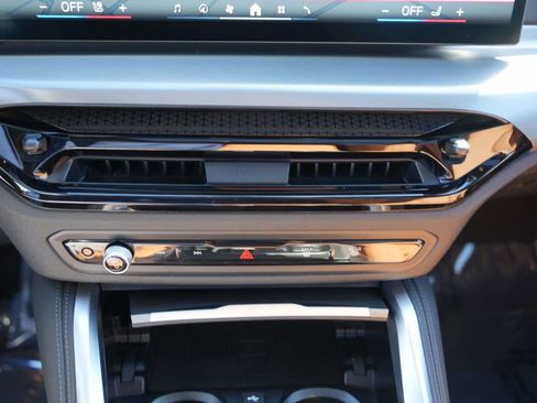 Used 2025 BMW M240i M240i Coupe RWD image 20