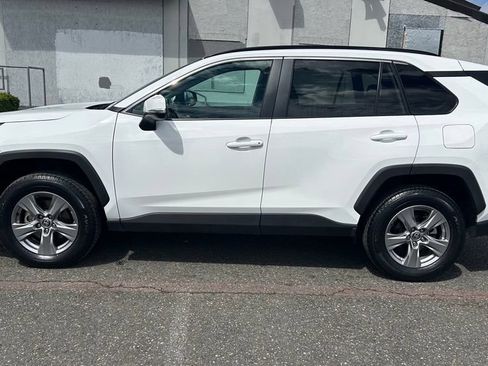 Used 2024 Toyota RAV4 XLE w/ Convenience Package AWD/4WD image 8
