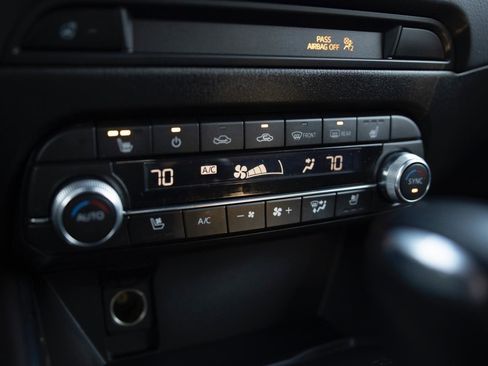 Used 2022 MAZDA CX-5 Signature image 9