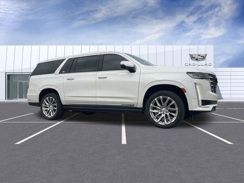 Used 2021 Cadillac Escalade ESV Premium Luxury Platinum image 1