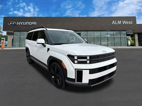 Used 2025 Hyundai Santa Fe Limited image 3