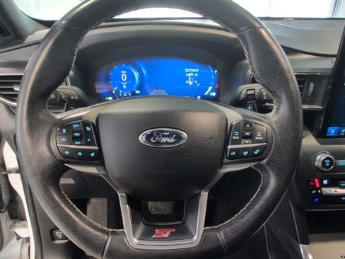 Used 2020 Ford Explorer ST w/ ST Street Pack image 19