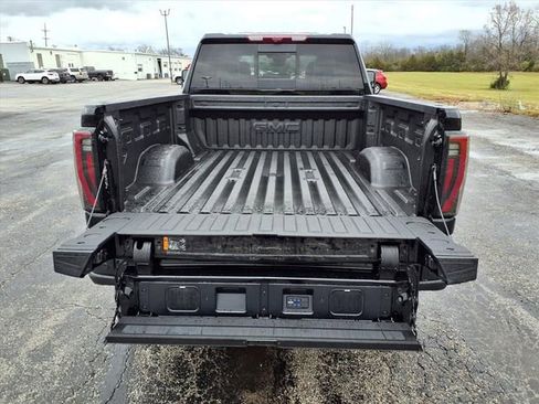 New 2026 GMC Sierra 2500 AT4X w/ AT4X AEV Edition AWD/4WD image 33