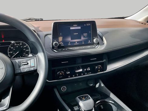 Certified 2023 Nissan Rogue SV FWD image 7