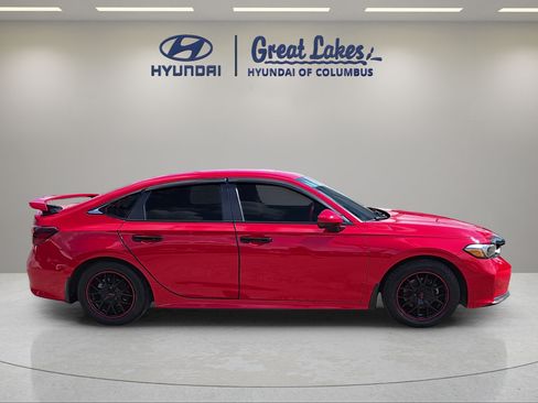 Used 2025 Honda Civic LX image 6