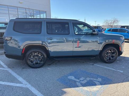 New 2026 Jeep Grand Wagoneer Limited AWD/4WD image 34