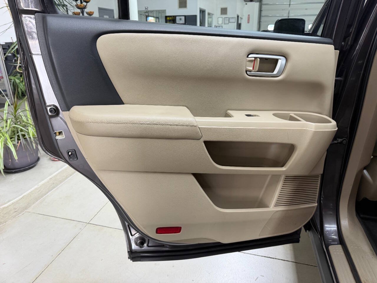 Used 2012 Honda Pilot EX-L image 12