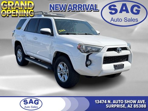Used 2017 Toyota 4Runner SR5 w/ Preferred Accessory Package image 1