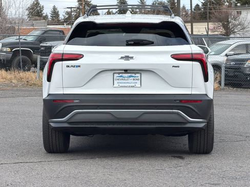New 2026 Chevrolet Blazer EV LT image 7