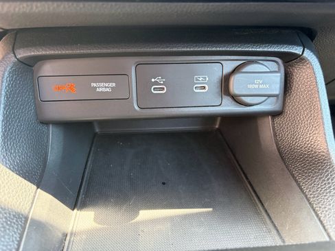 Certified 2025 Honda Civic Sport image 21