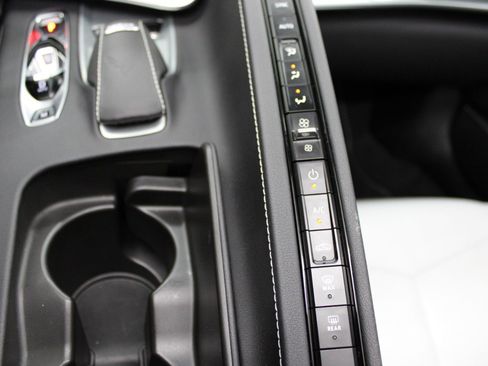 Used 2022 Chevrolet Corvette Stingray Coupe w/ 1LT image 37