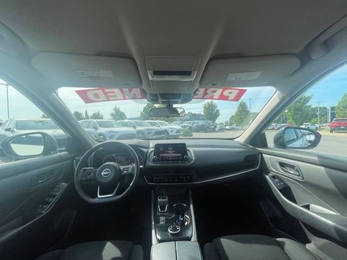 Used 2024 Nissan Rogue S AWD/4WD image 26