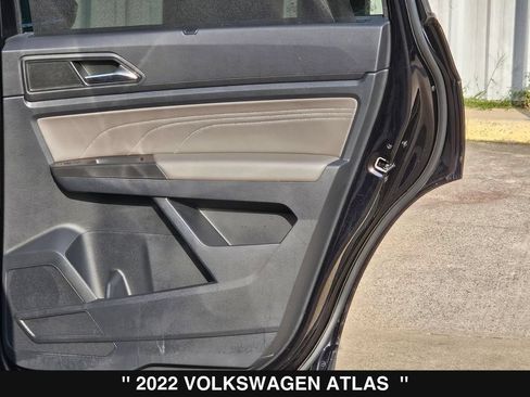 Used 2022 Volkswagen Atlas SE FWD image 30