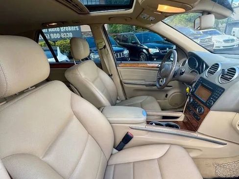 Used 2009 Mercedes-Benz ML 320 ML 320 BlueTEC AWD 4MATIC 4dr image 6