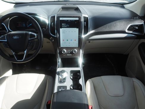 Used 2021 Ford Edge Titanium w/ Equipment Group 301A image 17