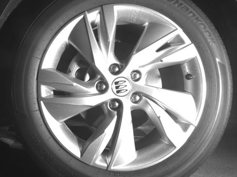 Used 2025 Buick Encore GX Preferred FWD image 12