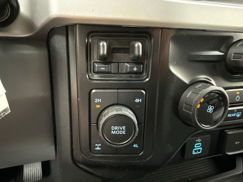 New 2026 Ford F350 XLT AWD/4WD image 21