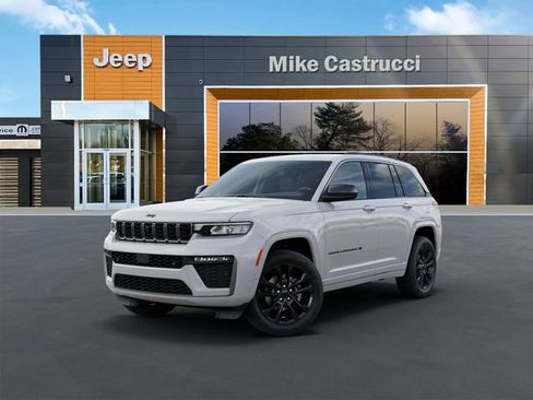 New 2026 Jeep Grand Cherokee Limited AWD/4WD image 2