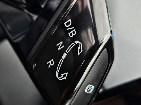 Used 2023 Volkswagen ID.4 Pro S AWD/4WD image 17