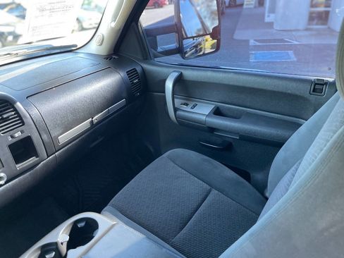 Used 2007 Chevrolet Silverado 2500 LT w/ 1LT Convenience Package image 12