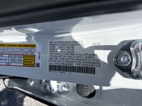 Certified 2025 Honda Accord Touring image 37