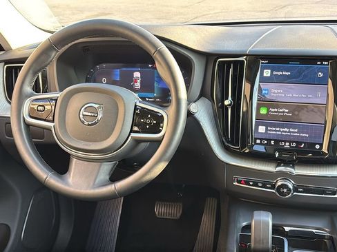 Certified 2025 Volvo XC60 B5 Plus AWD/4WD image 7