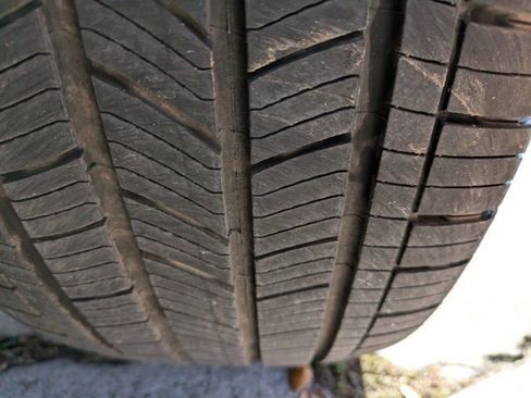 Certified 2025 Ford Explorer Platinum w/ LUX Leather Package image 16