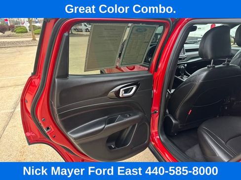 Used 2024 Jeep Compass Trailhawk AWD/4WD image 25