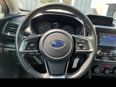 Used 2019 Subaru Crosstrek 2.0i Premium AWD/4WD image 3