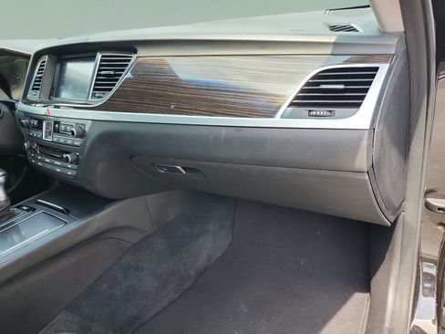 Used 2018 Genesis G80 3.8 w/ Option Group 02 RWD image 21