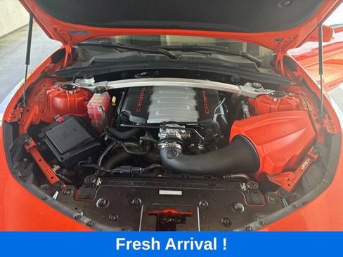 Used 2021 Chevrolet Camaro SS RWD image 21