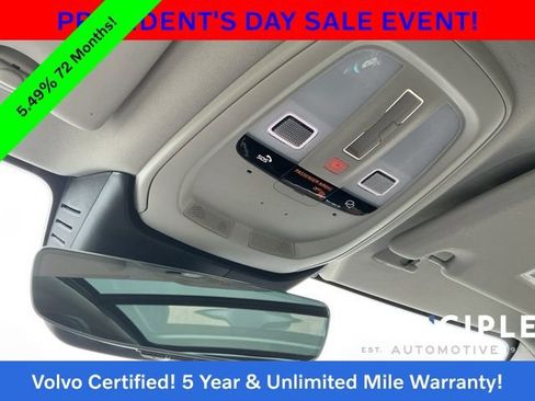 Certified 2025 Volvo V60 B5 Cross Country Plus image 23