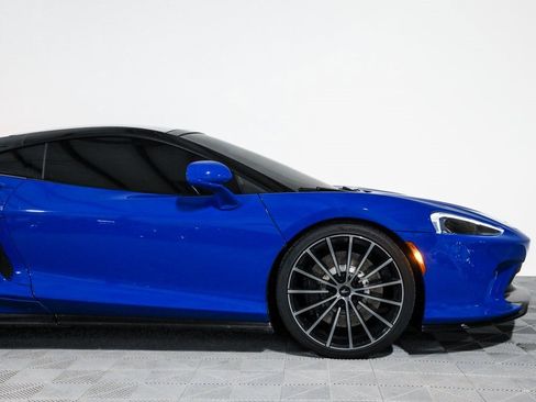 Used 2020 McLaren GT image 3