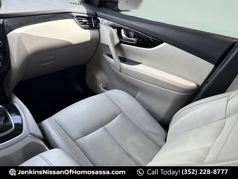 Certified 2021 Nissan Rogue Sport SL w/ Premium Package FWD image 26