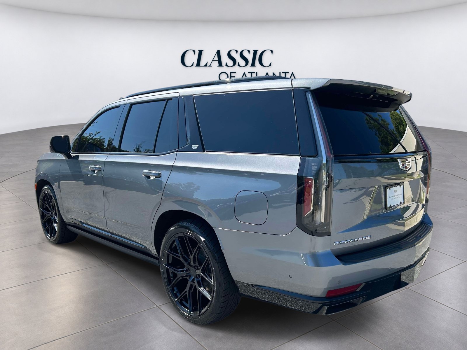 Used 2022 Cadillac Escalade Sport w/ Touring Package AWD/4WD image 3