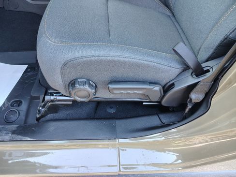 New 2026 Jeep Gladiator Sport image 17