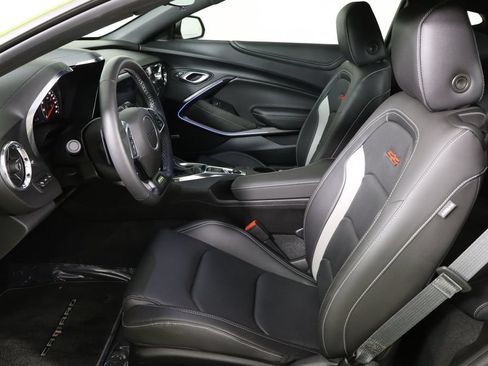 Used 2020 Chevrolet Camaro SS RWD image 14