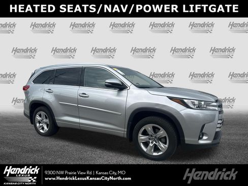 Used 2019 Toyota Highlander Limited AWD/4WD image 1