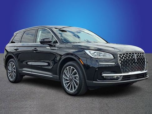 Certified 2025 Lincoln Corsair Reserve image 3