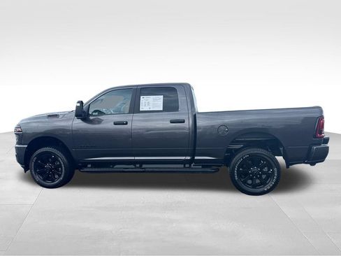 Used 2026 RAM 2500 Big Horn AWD/4WD image 2