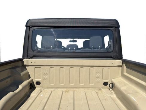 Used 2020 Jeep Gladiator Sport image 27