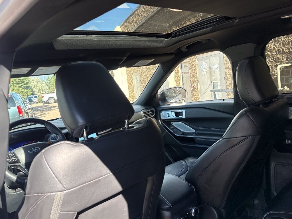 Used 2023 Ford Explorer ST w/ Equipment Group 401A AWD/4WD image 21