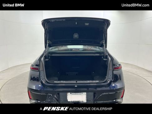 New 2025 BMW 760i xDrive w/ Executive Package image 22