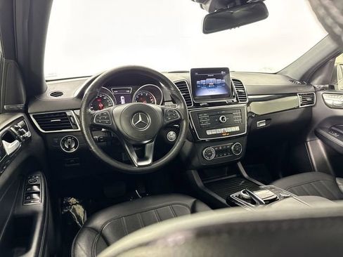 Used 2019 Mercedes-Benz GLS 450 4MATIC image 24