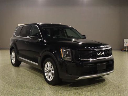 Used 2022 Kia Telluride LX AWD/4WD image 1